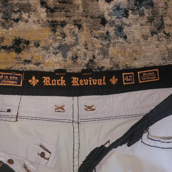 Rock Revival Jeans - Picture 3 of 6